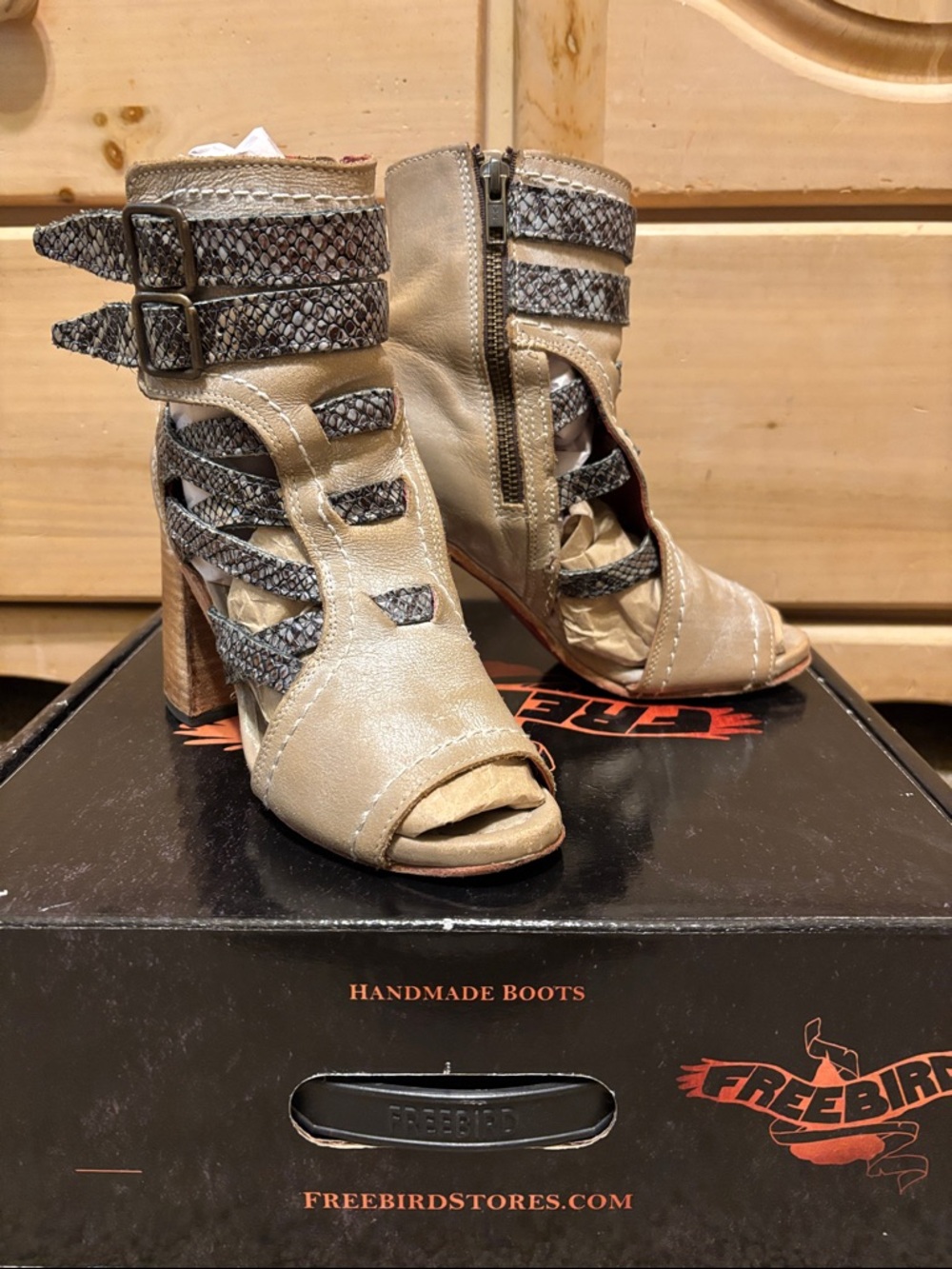 Free bird by Steven Tiara Ice multi boots - Picture 3 of 9